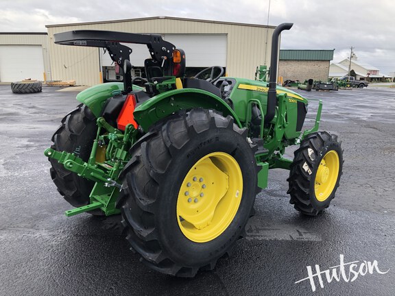 Photo of 2024 John Deere 5067E