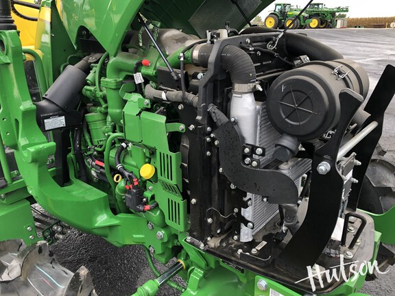 Photo of 2024 John Deere 5067E