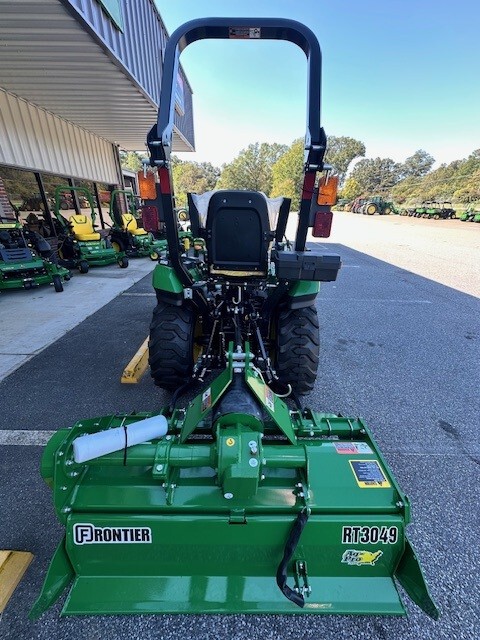 2025 John Deere 2025R Image 4