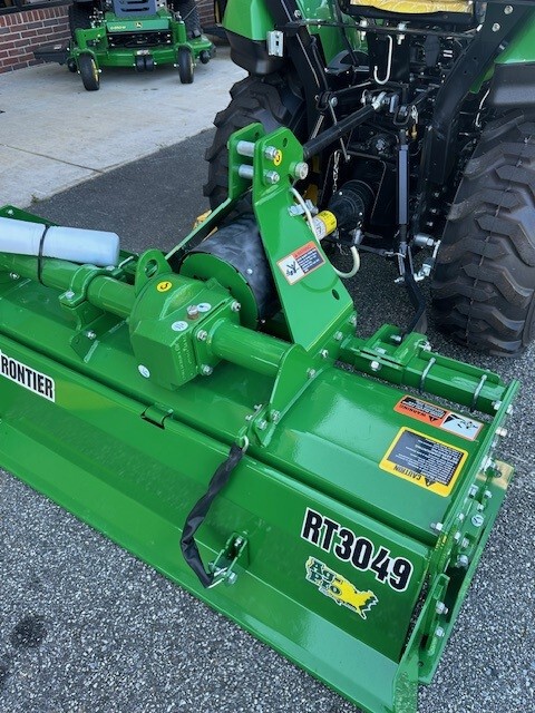 2025 John Deere 2025R Image 5