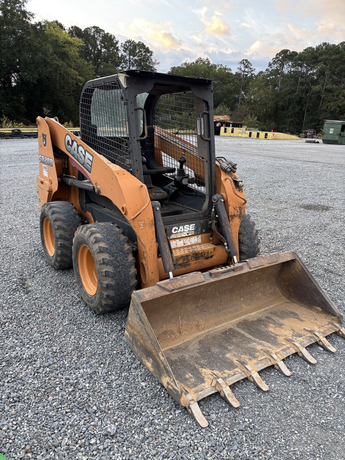 2013 Case SR200 Image 1