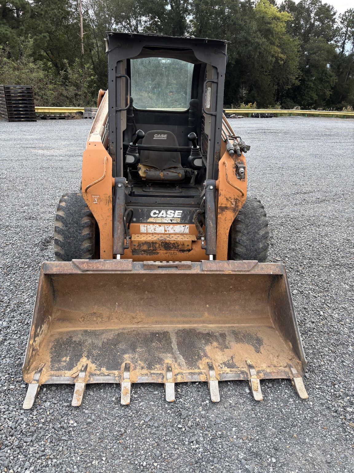 2013 Case SR200 Image 2