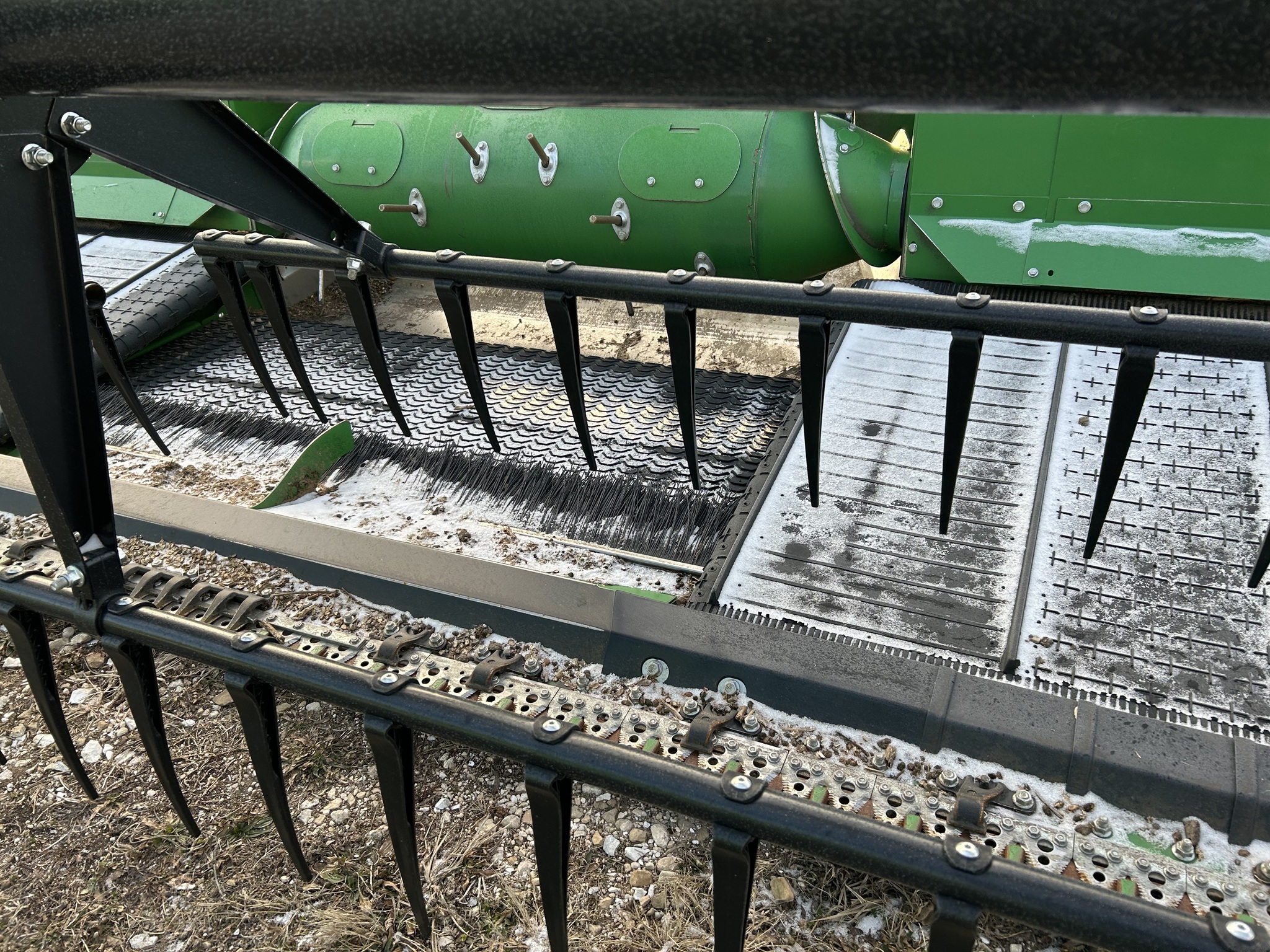  2025 John Deere RDF 40 at Heritage Tractor in Galesburg, IL