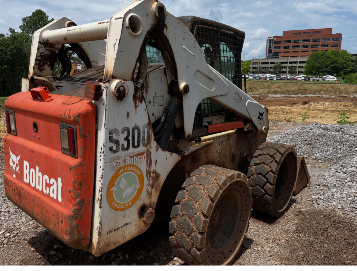 Bobcat S300 Image 1