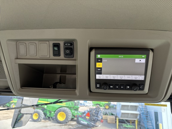 Used 2024 John Deere 7R 250 Row Crop Tractors at Horizon Ag & Turf in Mayerthorpe, AB - Photo16