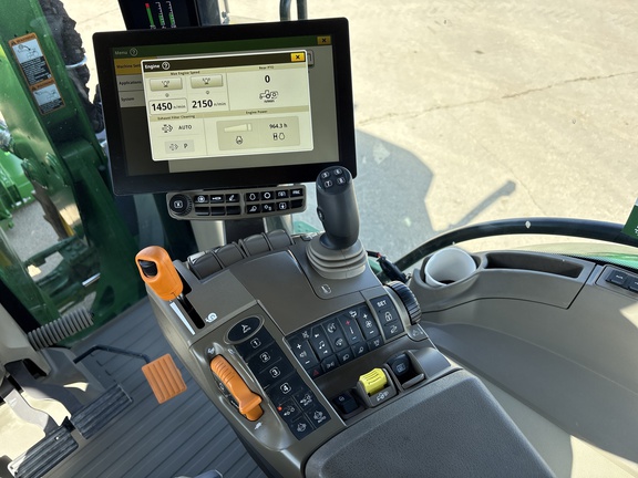 Used 2024 John Deere 7R 250 Row Crop Tractors at Horizon Ag & Turf in Mayerthorpe, AB - Photo18