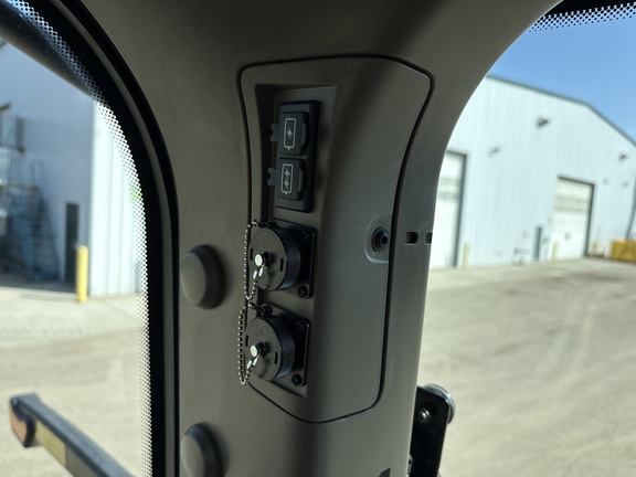 Used 2024 John Deere 7R 250 Row Crop Tractors at Horizon Ag & Turf in Mayerthorpe, AB - Photo23