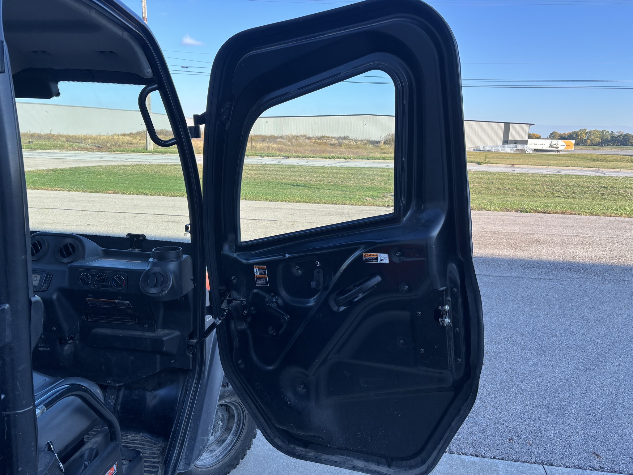 Used 2018 Kubota RTV-X1100 ATVs & Gators at Koenig Equipment in Botkins, OH - PhotoXL12