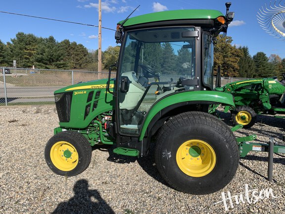 Photo of 2024 John Deere 3046R