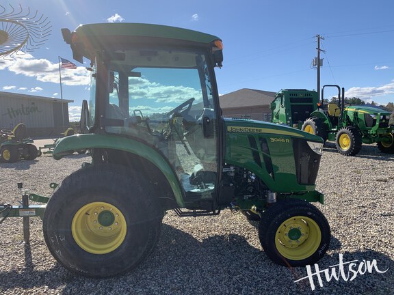 Photo of 2024 John Deere 3046R