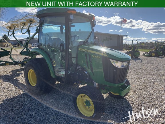 Photo of 2024 John Deere 3046R