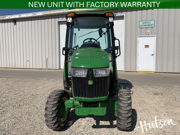 Photo of 2024 John Deere 3046R
