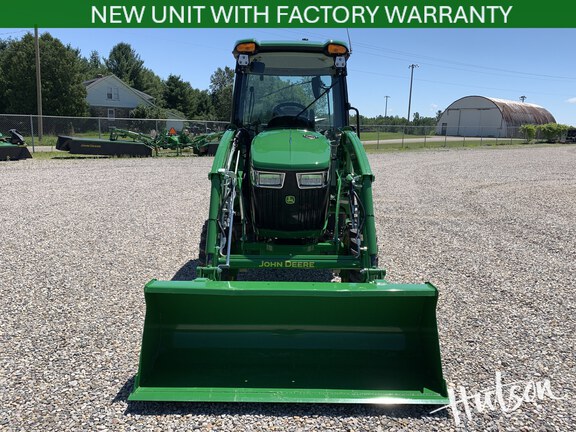 Photo of 2024 John Deere 3046R
