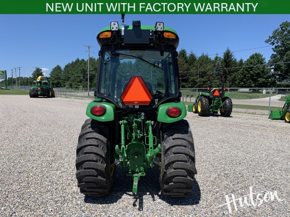 Photo of 2024 John Deere 3046R