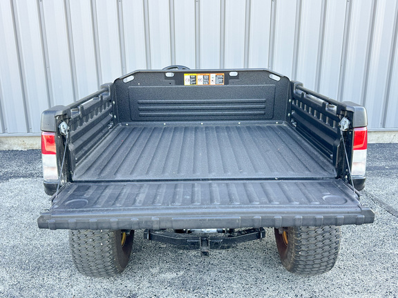 2024 John-Deere TX 4X2