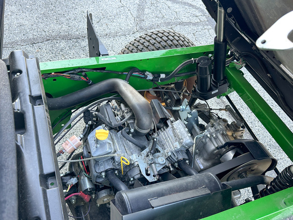 2024 John-Deere TX 4X2