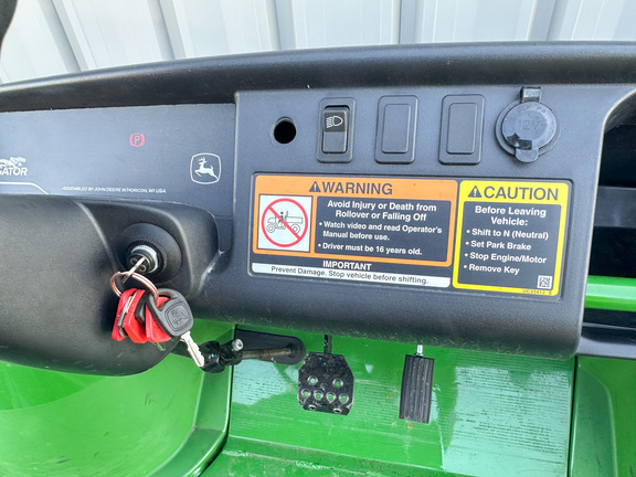 2024 John-Deere TX 4X2