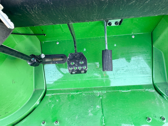 2024 John-Deere TX 4X2