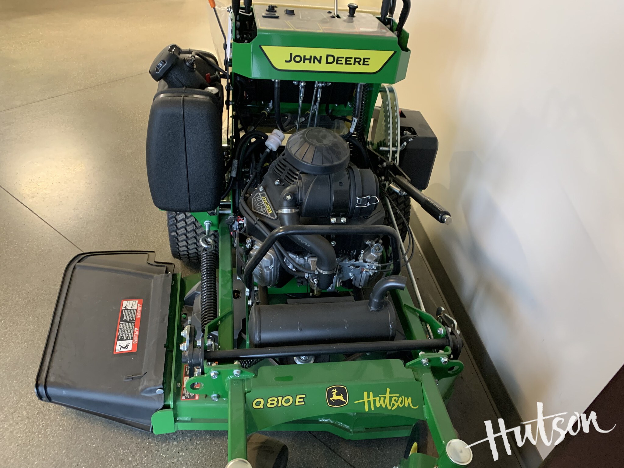 2024 John Deere Q810E