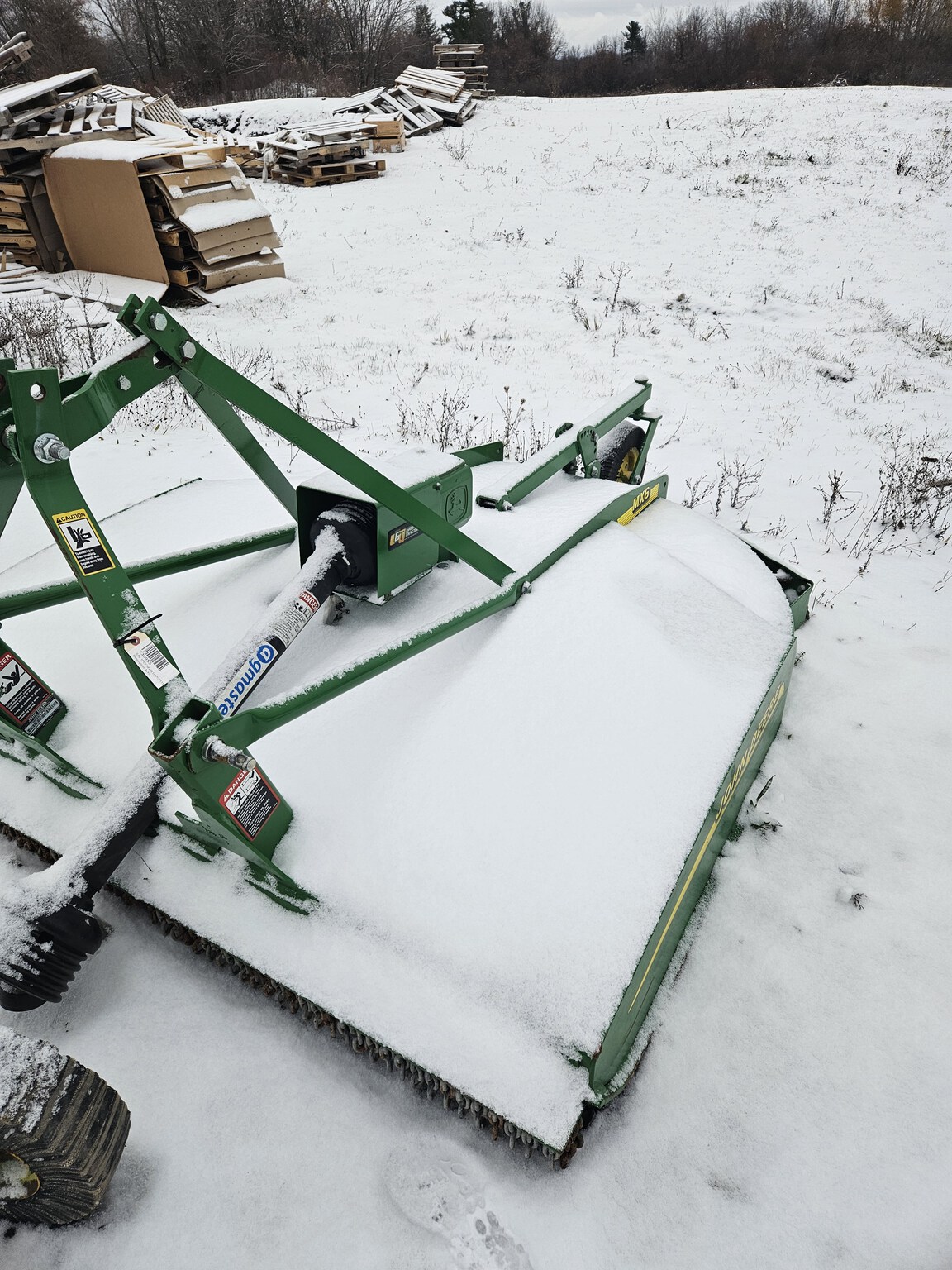 John Deere MX6 Image 1