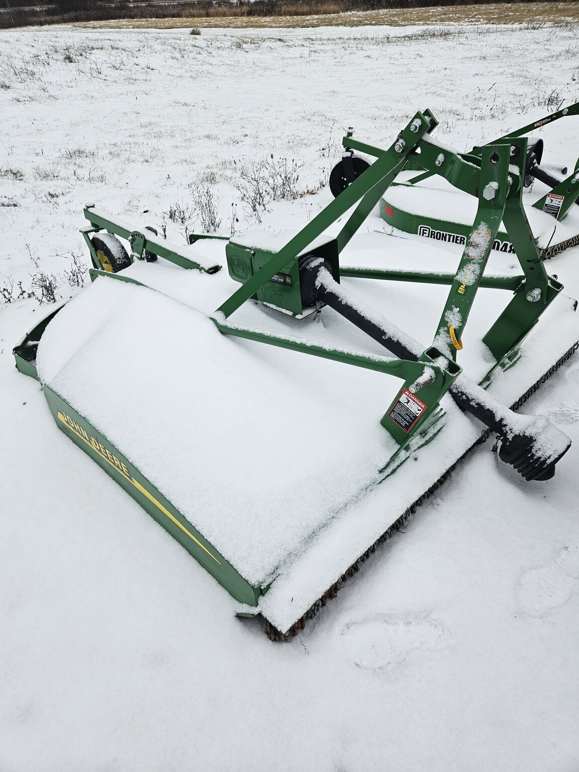 John Deere MX6 Image 2