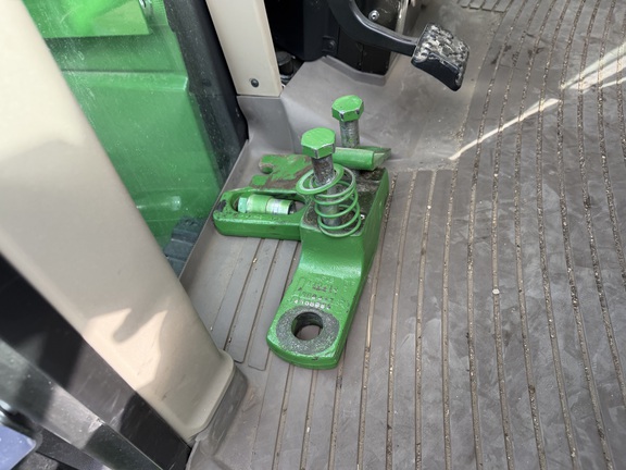 2025 John Deere 6M 145 - Photo26