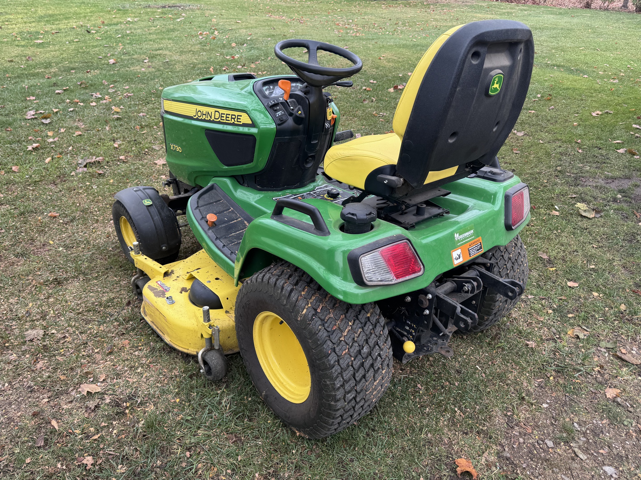2014 John Deere X730 Image 5