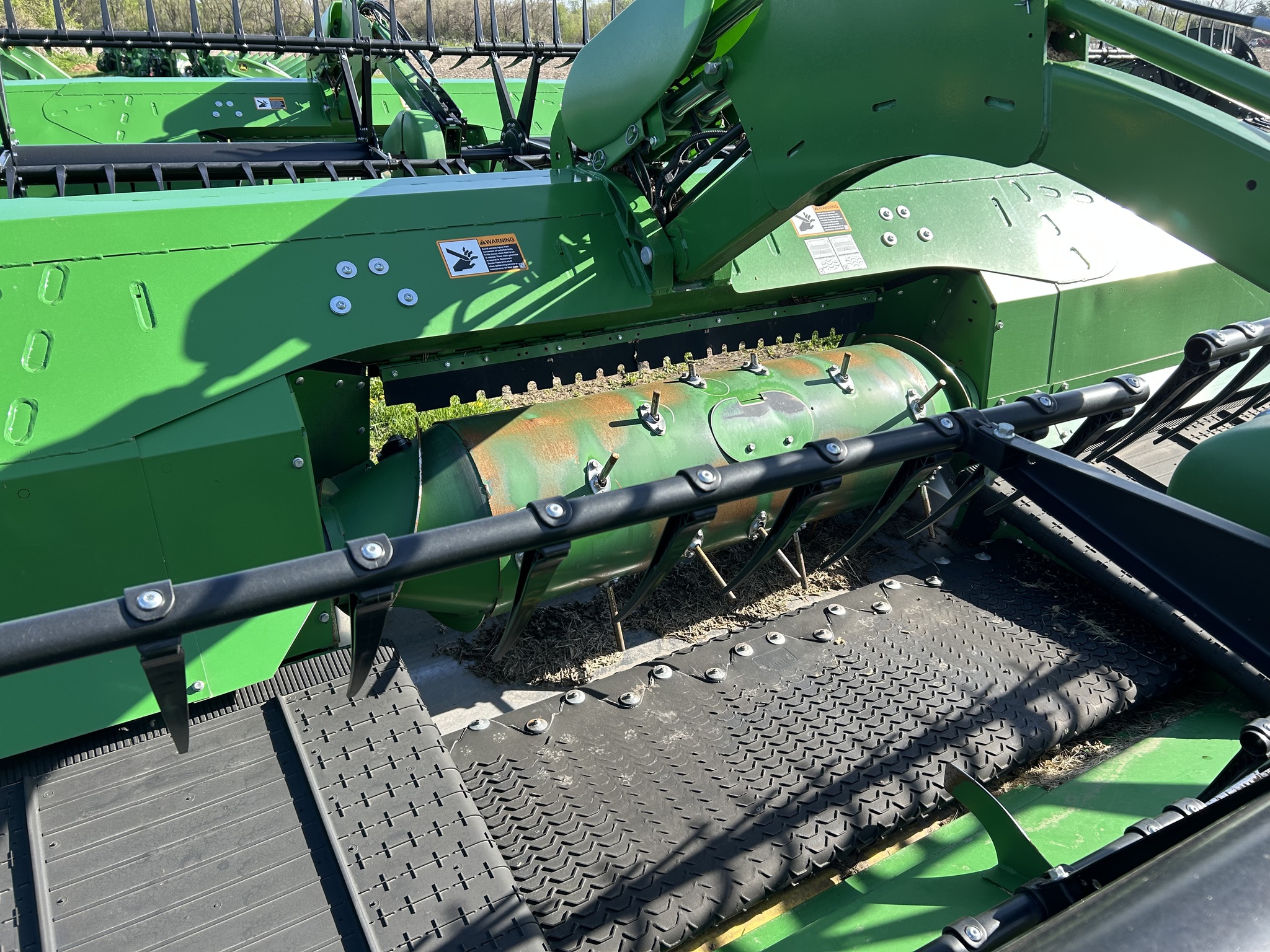  2025 John Deere RDF 40 at Heritage Tractor in Galesburg, IL