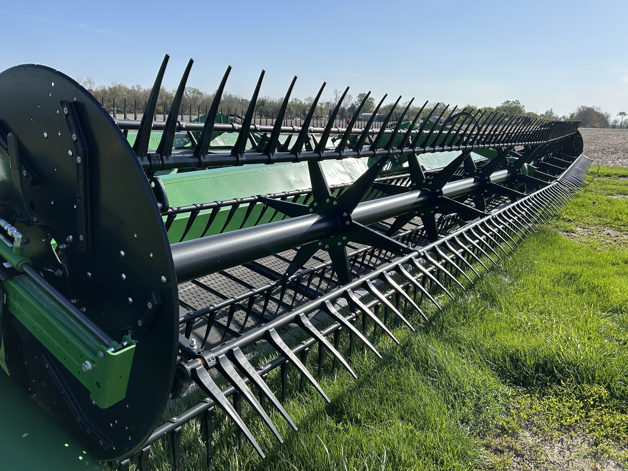  2025 John Deere RDF 40 at Heritage Tractor in Galesburg, IL