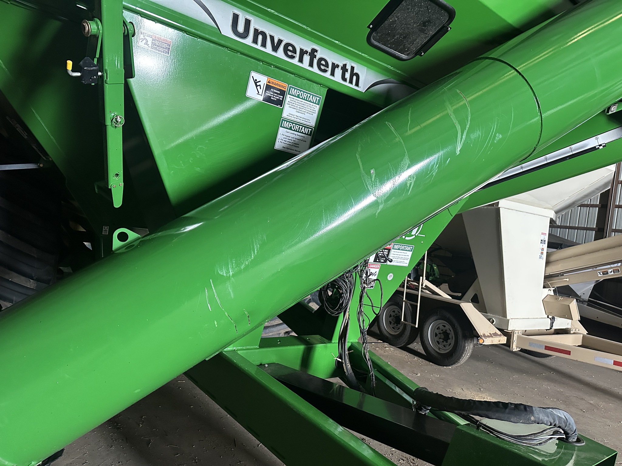 2022 Unverferth 1319 Image 3