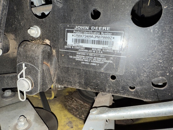 2018 John Deere X734 - Photo5