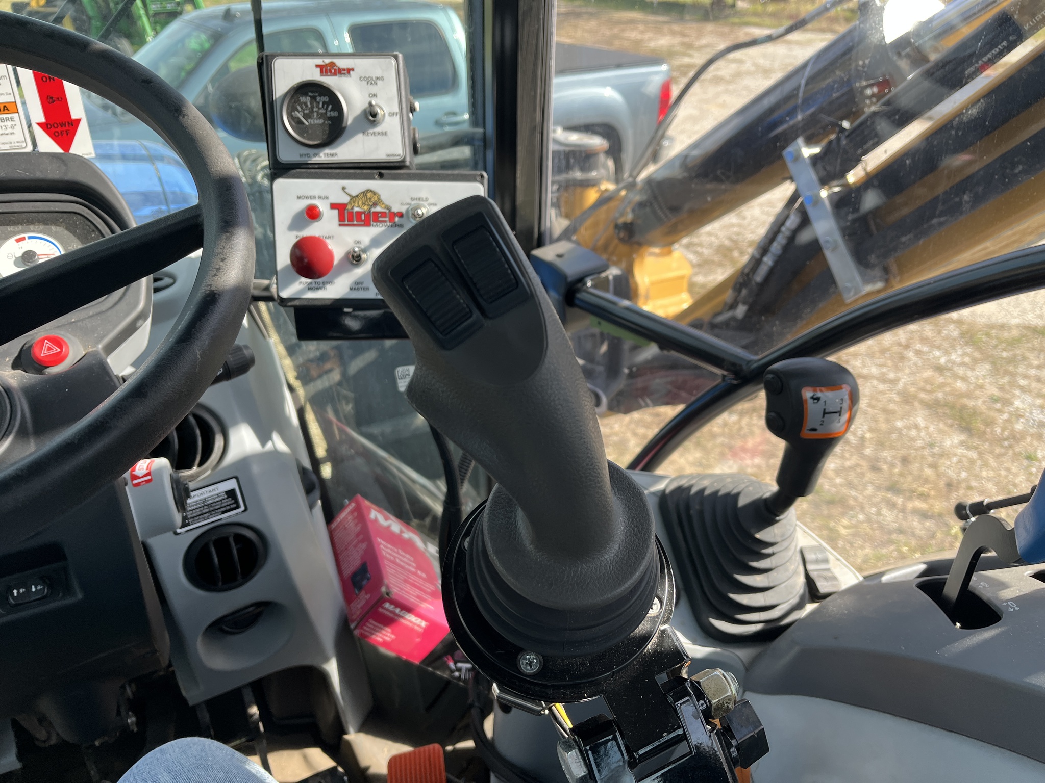  2022 New Holland TS6.110 T4B at Heritage Tractor in Rogersville, MO