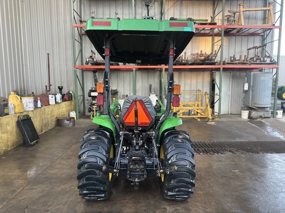 2016 John Deere 3032E Photo 3