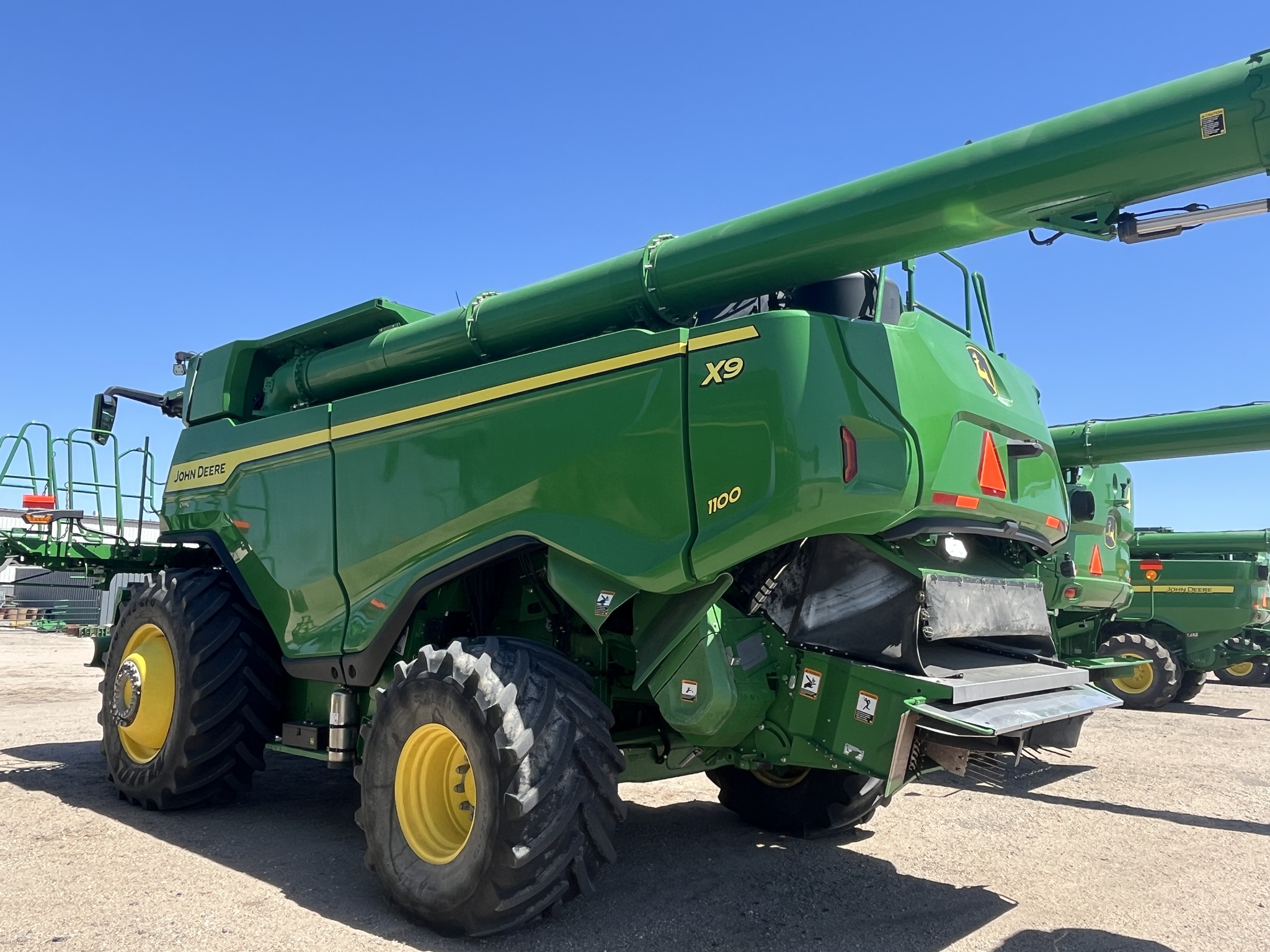 2024 John Deere X9 1100 Image 5