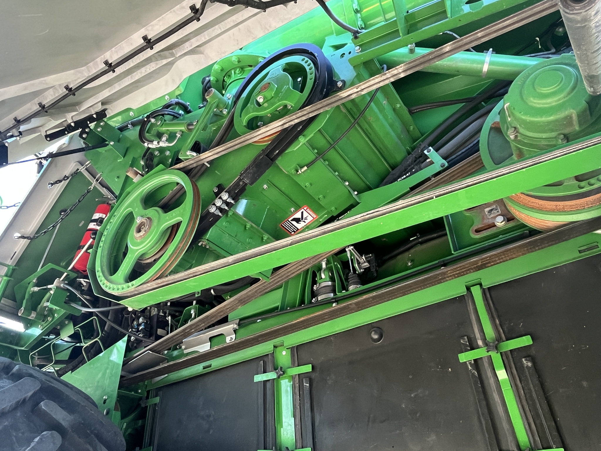 2024 John Deere X9 1100 Image 9