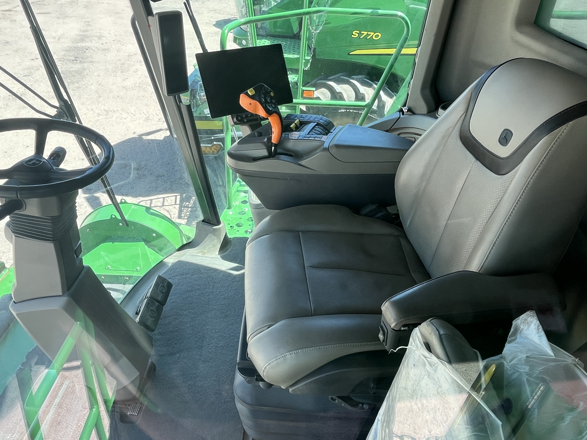 2024 John Deere X9 1100 Image 14