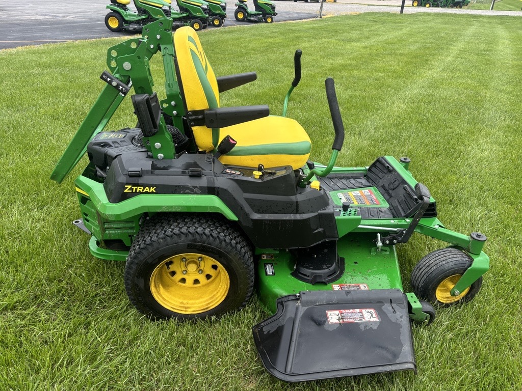 2024 John Deere Z545R Image 4