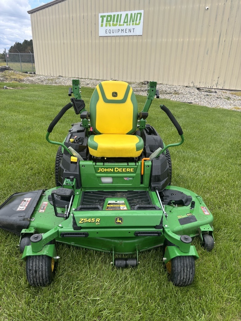2024 John Deere Z545R Image 5