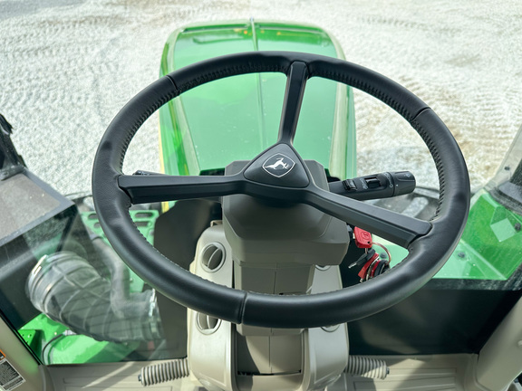 2024 John-Deere 9R 640