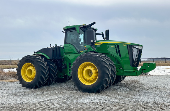 2024 John-Deere 9R 640