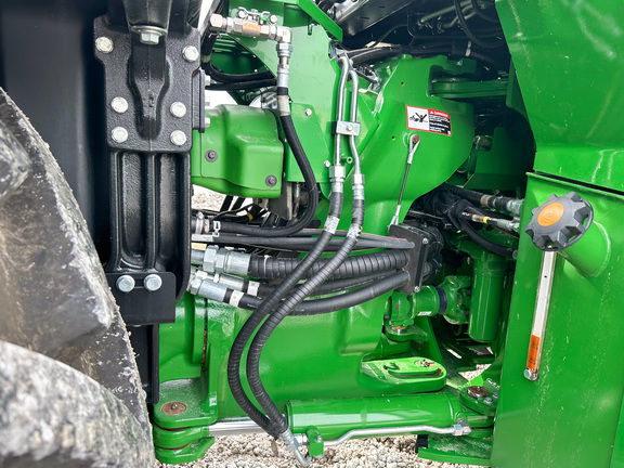 2024 John-Deere 9R 640