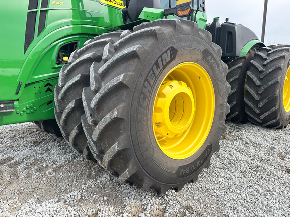 2024 John-Deere 9R 640