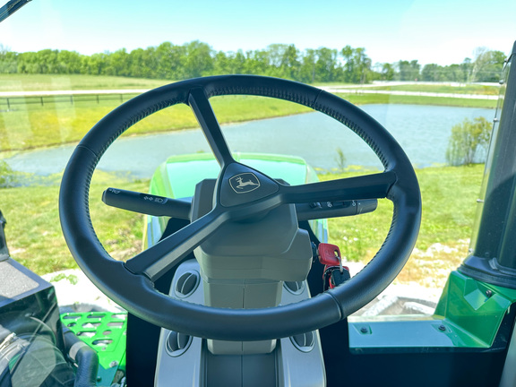 2024 John-Deere 9R 640