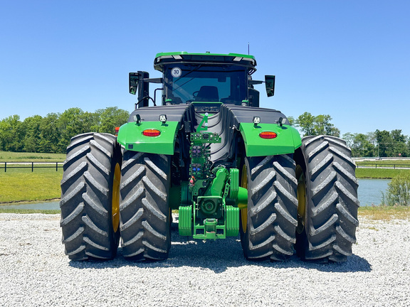2024 John-Deere 9R 640