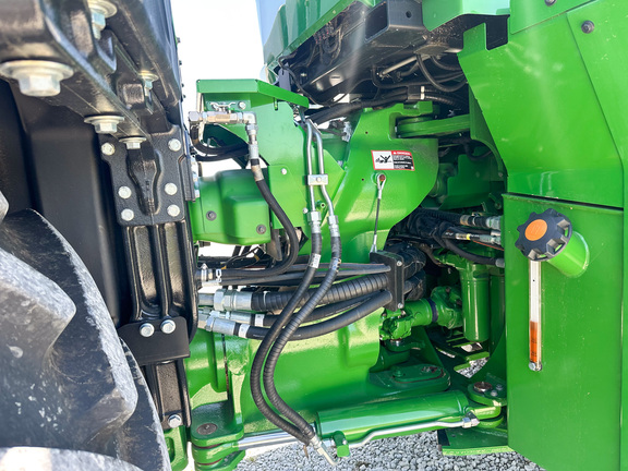 2024 John-Deere 9R 640