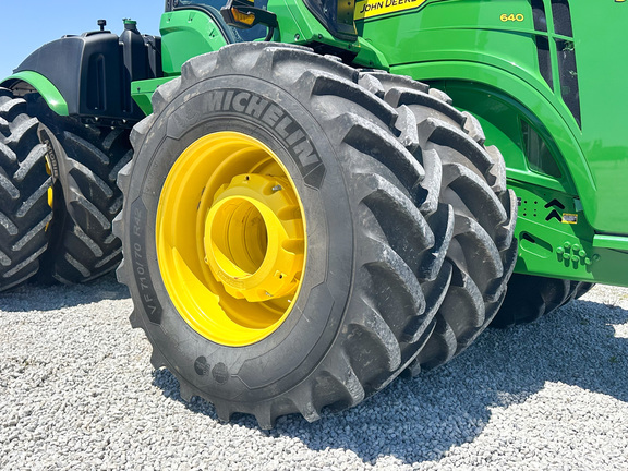 2024 John-Deere 9R 640