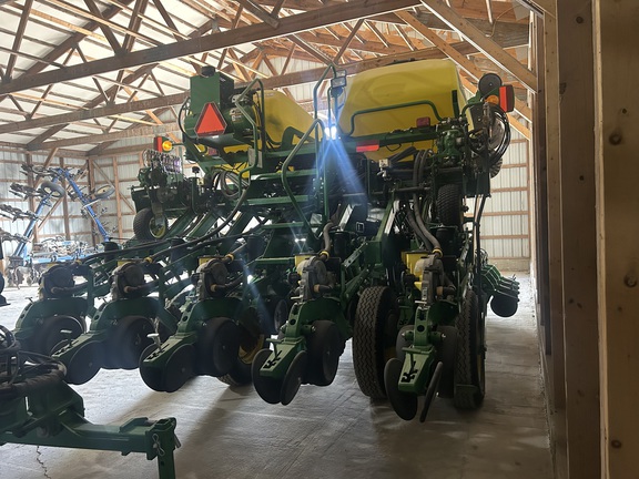 2013 John-Deere 1790