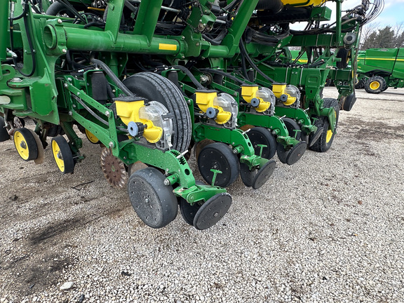2013 John-Deere 1790