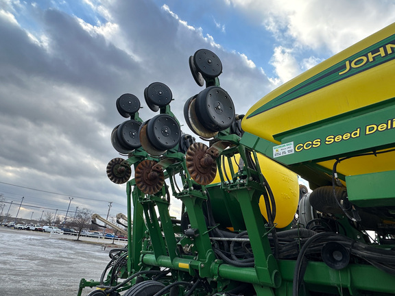 2013 John-Deere 1790