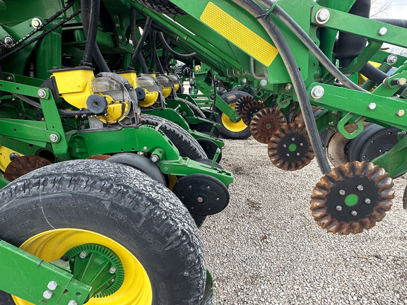 2013 John-Deere 1790